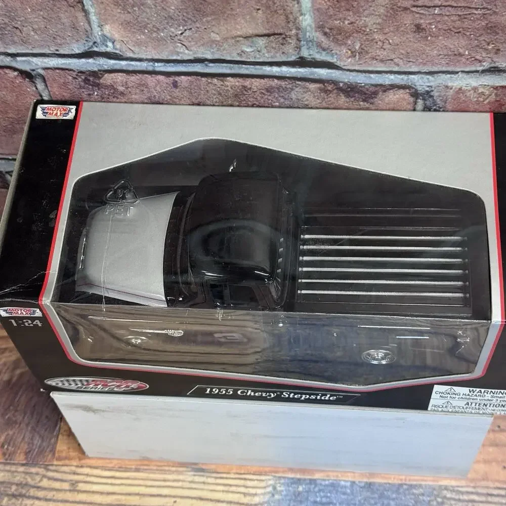 Motor Max 1955 Chevy Stepside Dale‎ Earnhardt #3 1/24 scale Die-cast SEALED NRFP